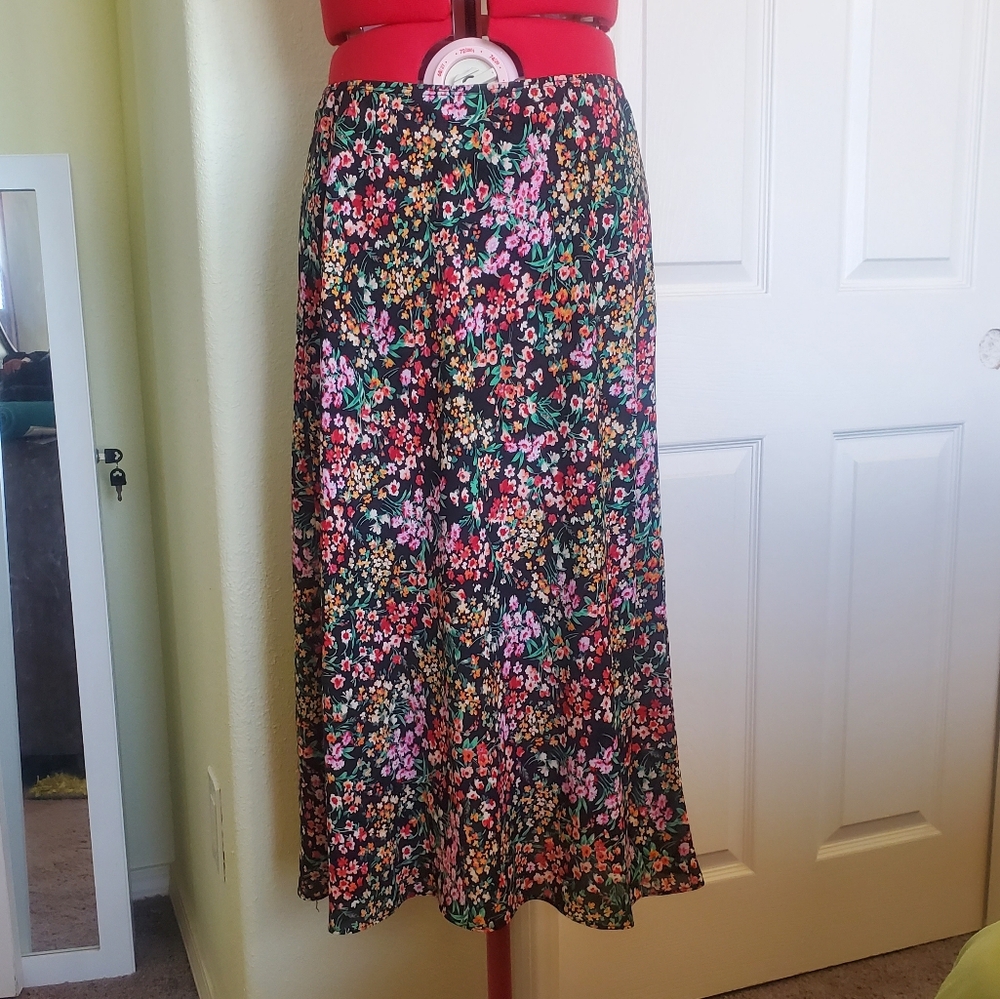 Vince Camuto Floral A Line Slip Skirt